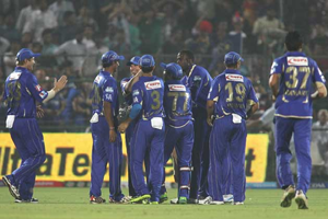 Rajasthan inflict a royal defeat on IPL giants Mumbai Indians, Rajasthan Royals beat Mumbai Indians by 87 runs, IPL-6 Mighty Rajasthan Royals rout Mumbai Indians by 87 runs